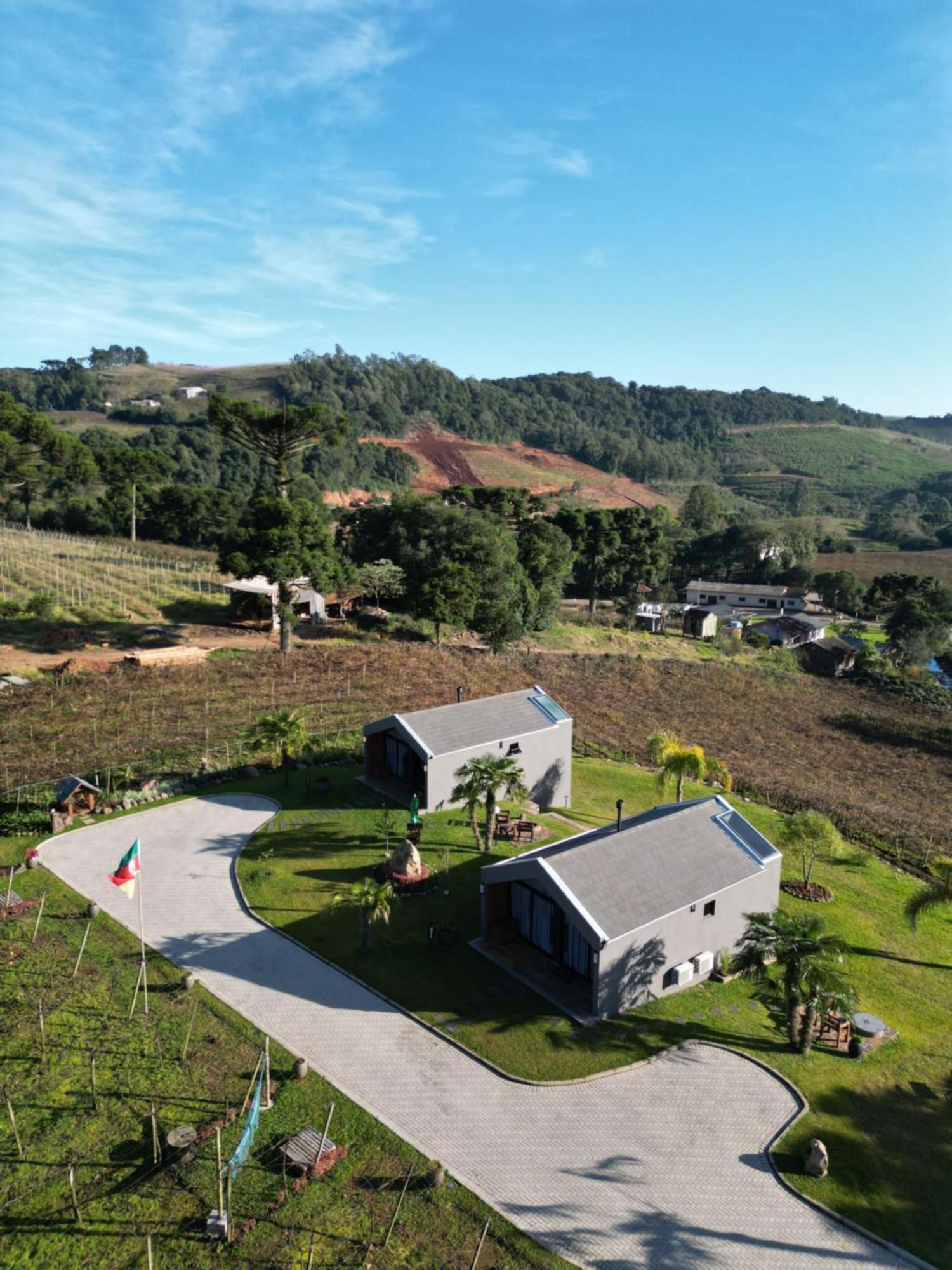Cabanas Le Vigne Pinto Bandeira Exterior photo